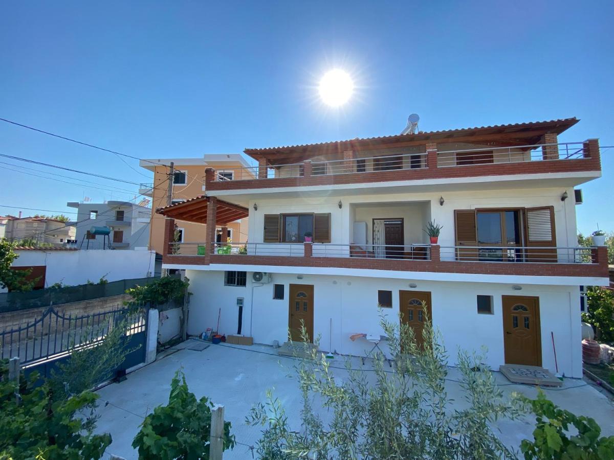 Vila Arlind Hotel Vlorë Exterior foto